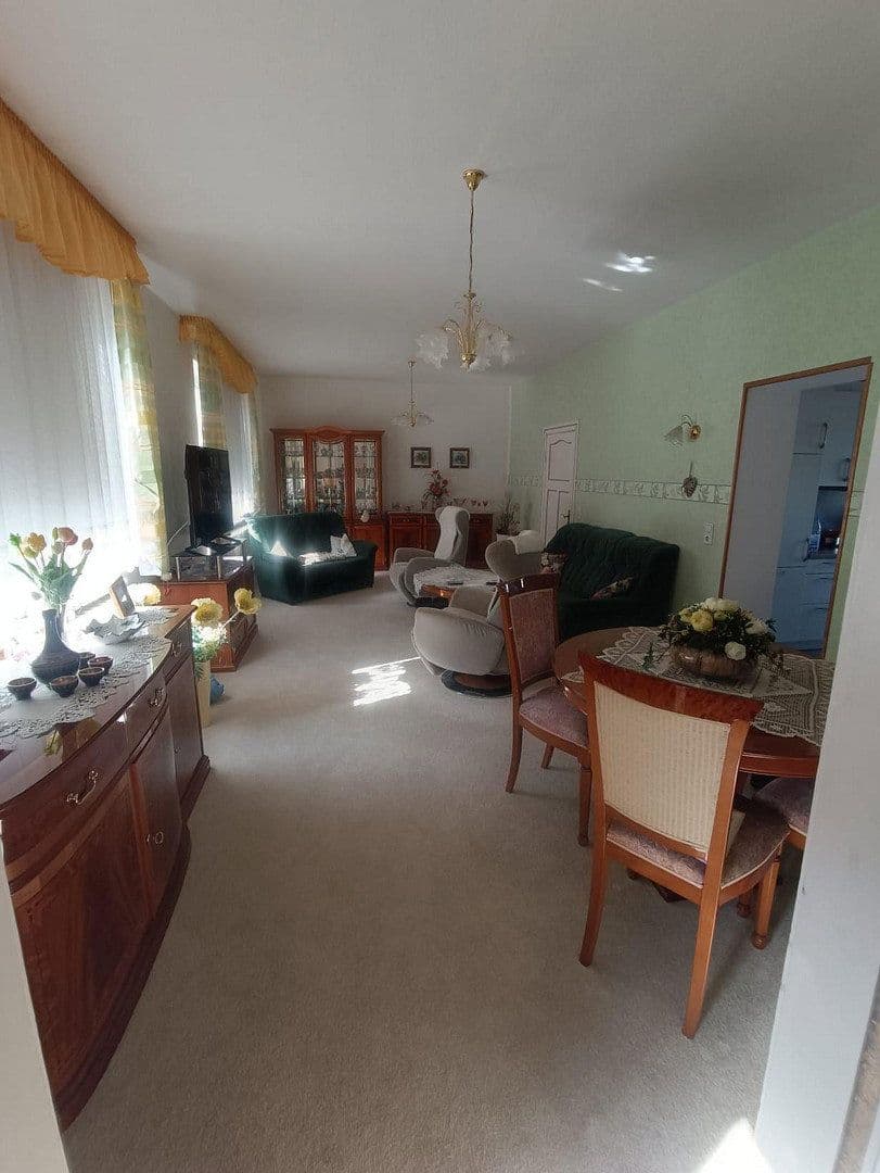 Predaj domu 190 m², pozemok 1.980 m², Güstrow, Meklenbursko-Predpomoransko Predaj domu 190 m², pozemok 1.980 m², Güstrow, Meklenbursko-Predpomoransko