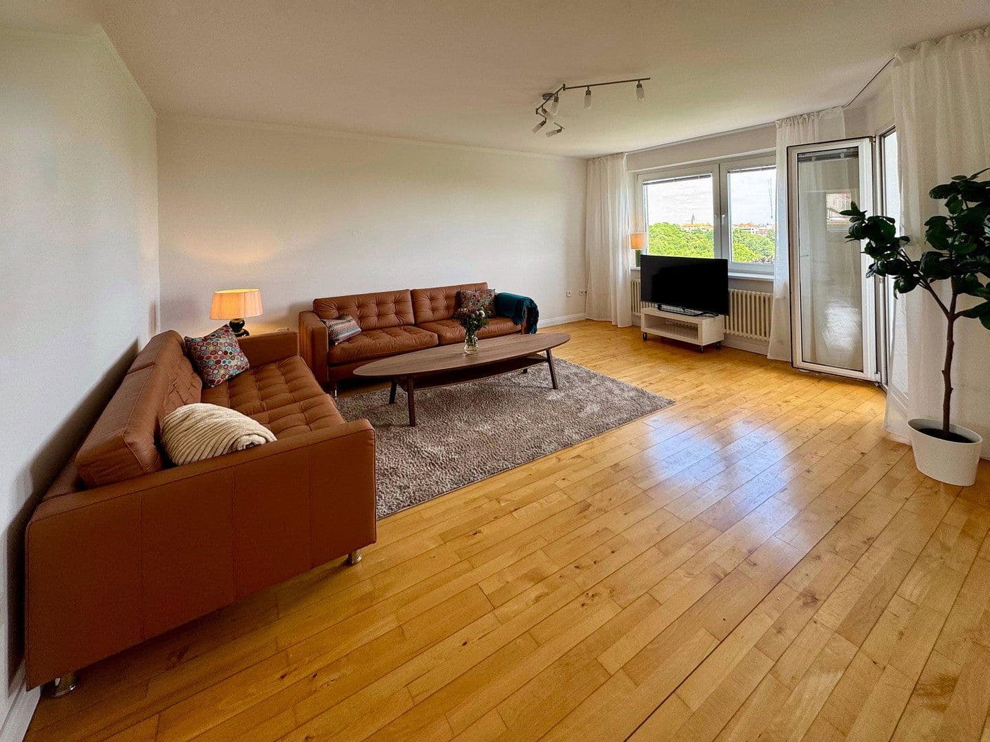 Predaj bytu 2-izbový 64 m², Berlin, Berlín Predaj bytu 2-izbový 64 m², Berlin, Berlín