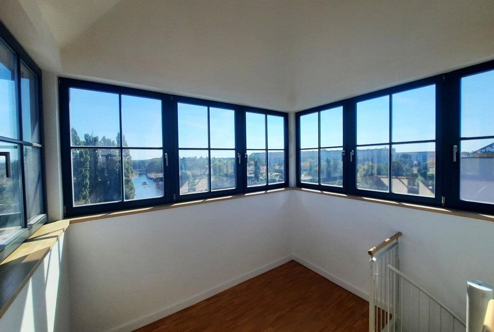 Predaj bytu 4-izbový 147 m², Berlin, Berlín Predaj bytu 4-izbový 147 m², Berlin, Berlín