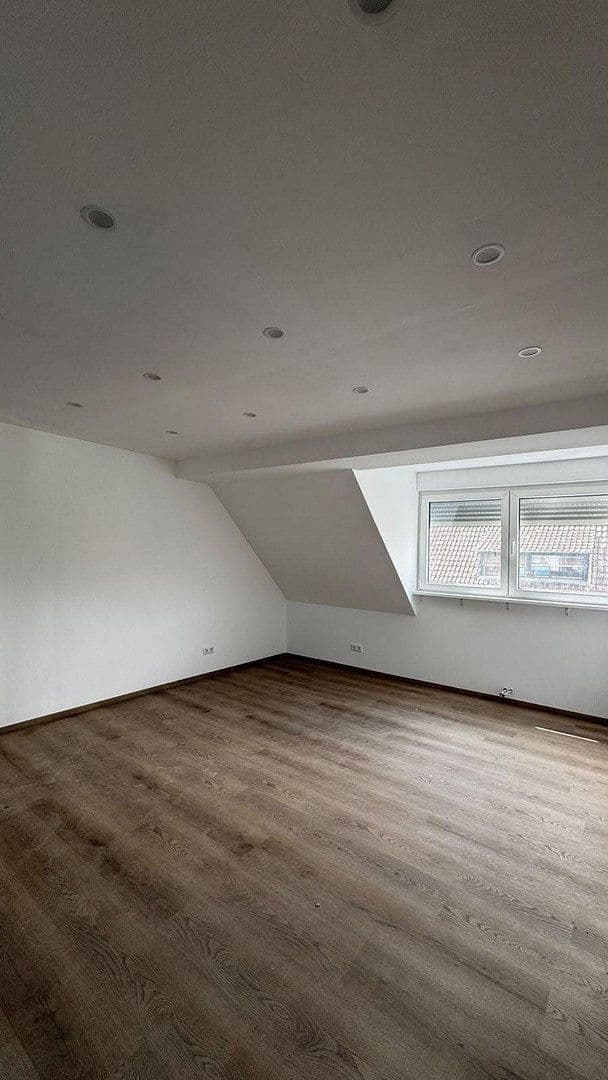 Prenájom bytu 1-izbový 49 m², Mannheim, Bádensko-Wurttembersko Prenájom bytu 1-izbový 49 m², Mannheim, Bádensko-Wurttembersko