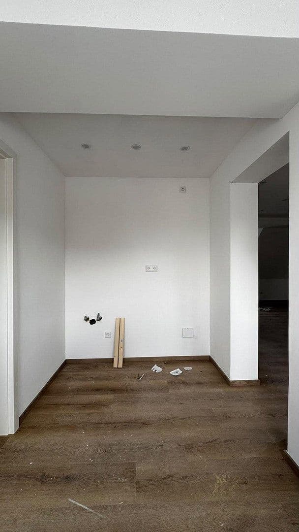 Prenájom bytu 1-izbový 49 m², Mannheim, Bádensko-Wurttembersko Prenájom bytu 1-izbový 49 m², Mannheim, Bádensko-Wurttembersko