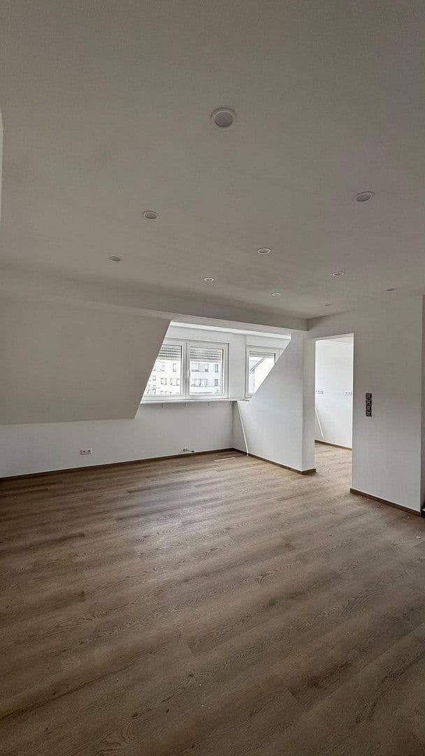 Prenájom bytu 1-izbový 49 m², Mannheim, Bádensko-Wurttembersko Prenájom bytu 1-izbový 49 m², Mannheim, Bádensko-Wurttembersko