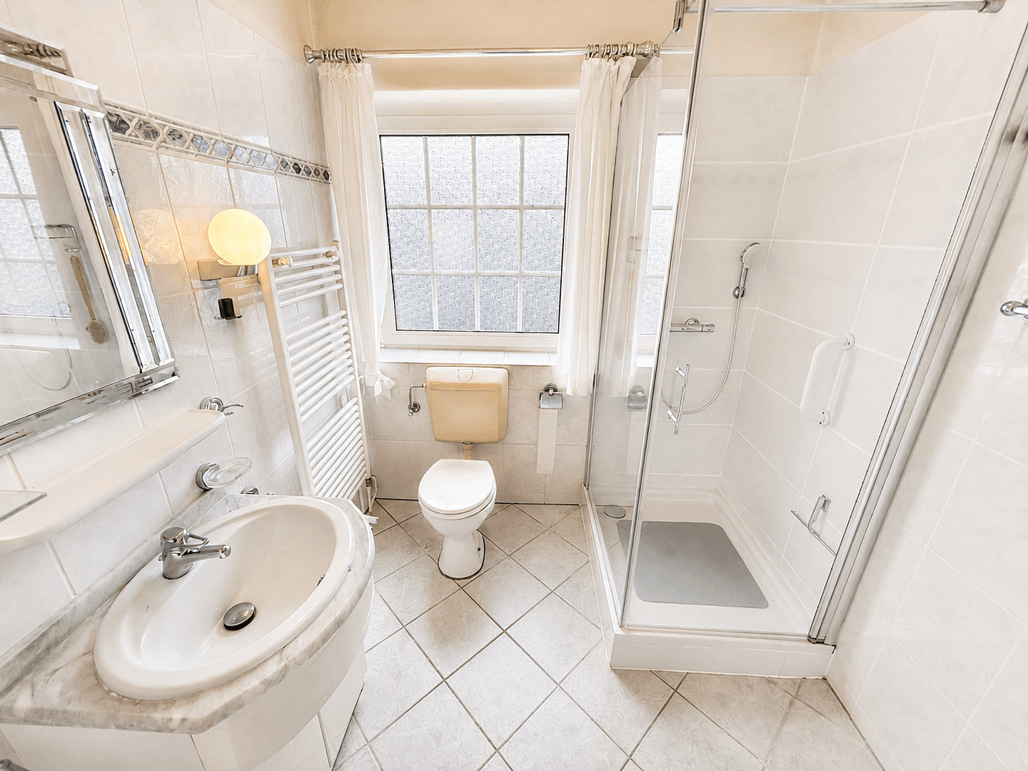 Predaj domu 118 m², pozemok 104 m², Liebensteiner Straße 2, Bremen, Brémy Predaj domu 118 m², pozemok 104 m², Liebensteiner Straße 2, Bremen, Brémy