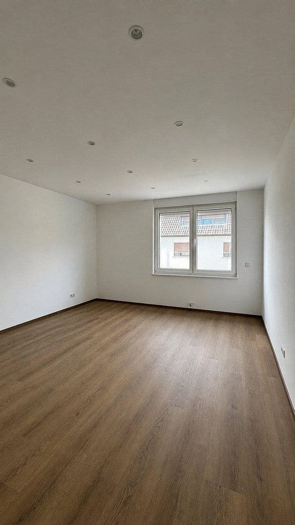 Predaj bytu 2-izbový 90 m², Mannheim, Bádensko-Wurttembersko Predaj bytu 2-izbový 90 m², Mannheim, Bádensko-Wurttembersko