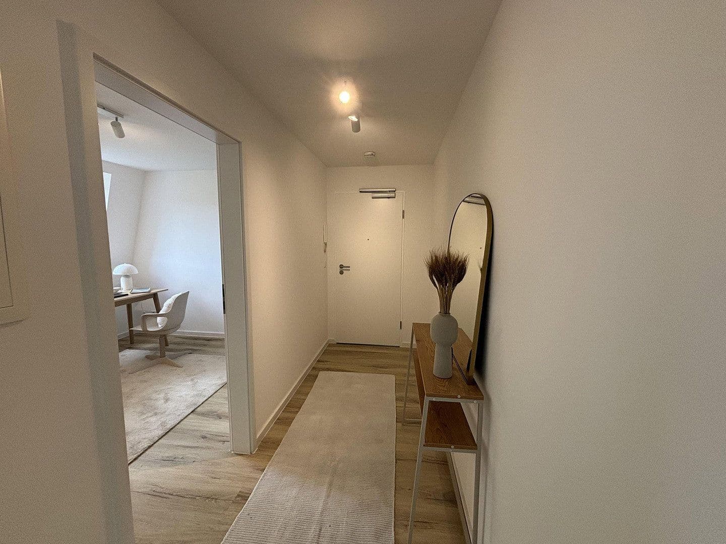 Prenájom bytu 2-izbový 54 m², Bergisch Gladbacher Str. 135-137, Köln, Severné Porýnie - Westfálsko Prenájom bytu 2-izbový 54 m², Bergisch Gladbacher Str. 135-137, Köln, Severné Porýnie - Westfálsko