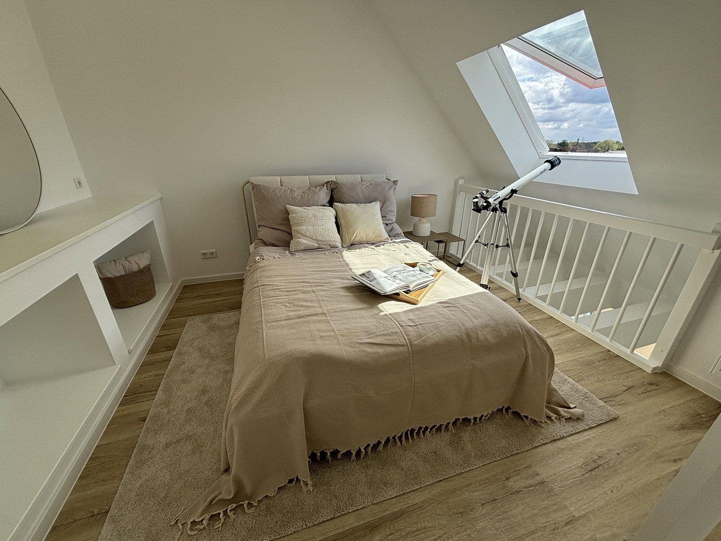 Prenájom bytu 2-izbový 54 m², Bergisch Gladbacher Str. 135-137, Köln, Severné Porýnie - Westfálsko Prenájom bytu 2-izbový 54 m², Bergisch Gladbacher Str. 135-137, Köln, Severné Porýnie - Westfálsko