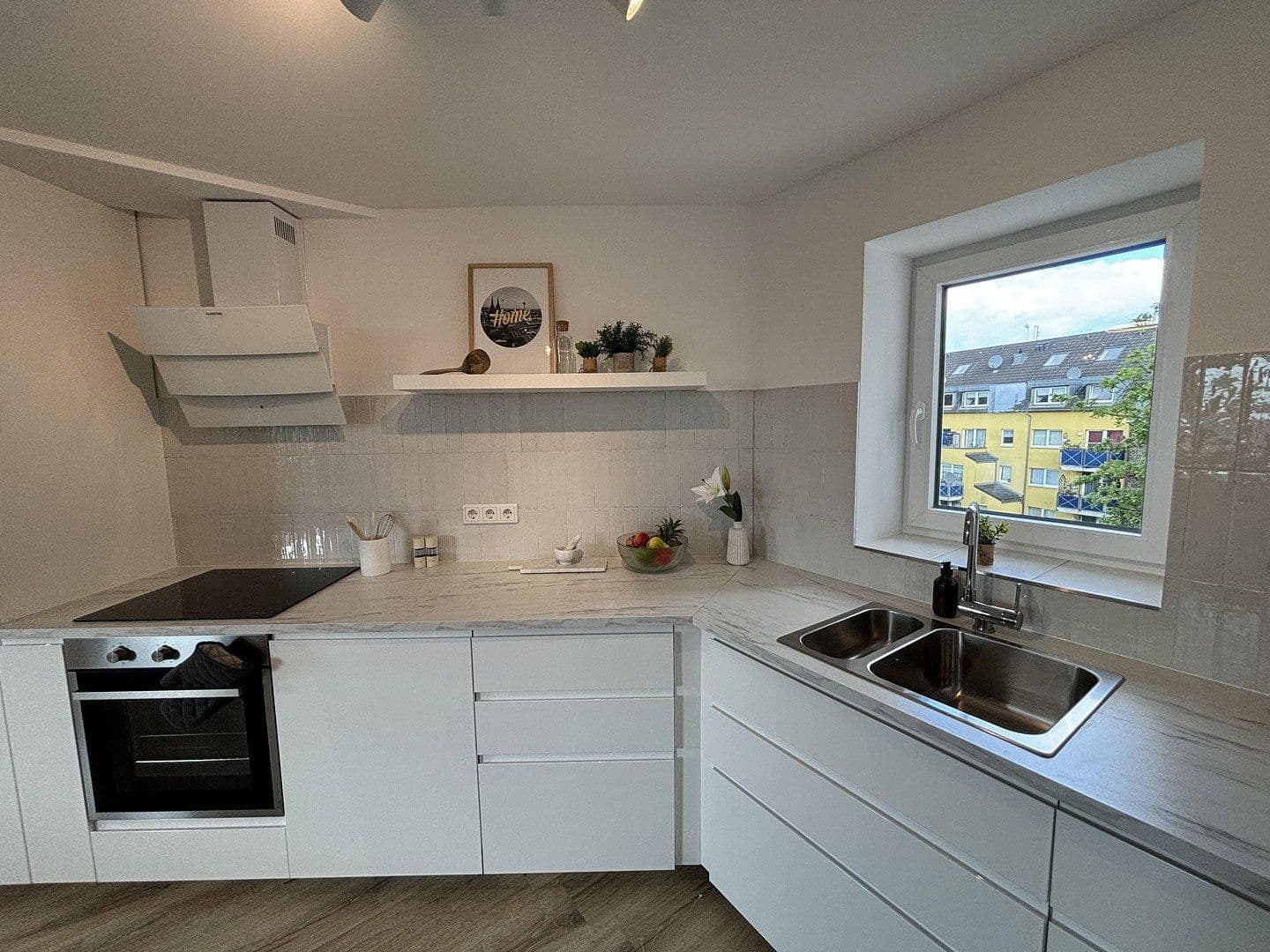 Prenájom bytu 2-izbový 54 m², Bergisch Gladbacher Str. 135-137, Köln, Severné Porýnie - Westfálsko Prenájom bytu 2-izbový 54 m², Bergisch Gladbacher Str. 135-137, Köln, Severné Porýnie - Westfálsko
