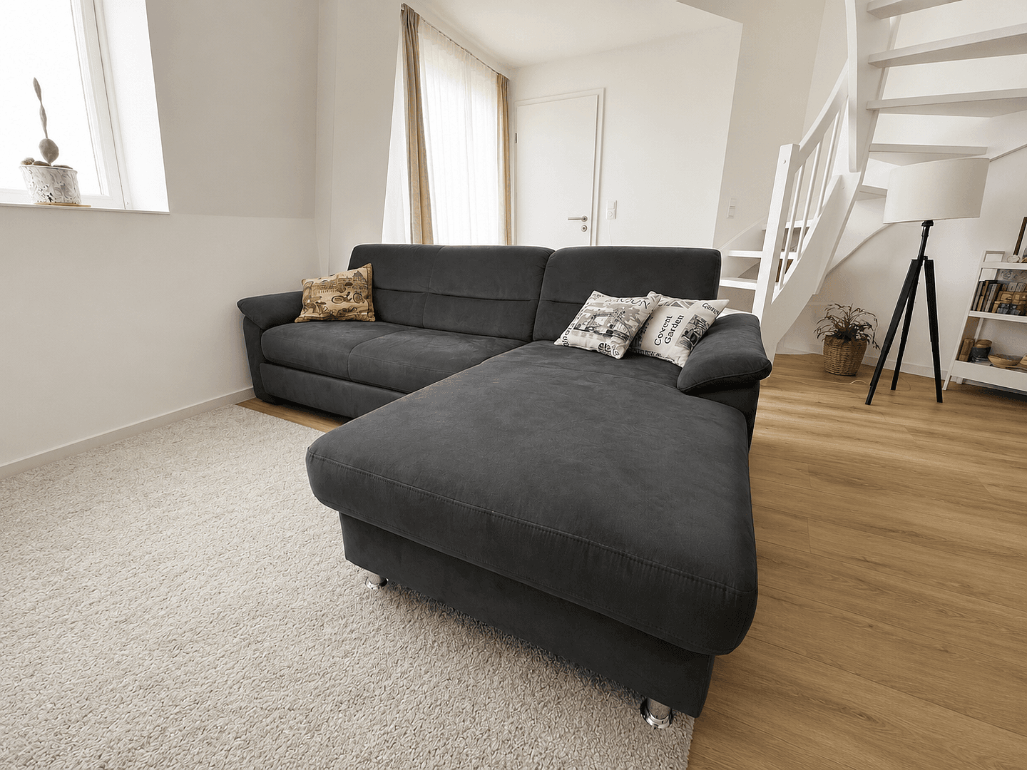 Prenájom bytu 2-izbový 54 m², Bergisch Gladbacher Str. 135-137, Köln, Severné Porýnie - Westfálsko Prenájom bytu 2-izbový 54 m², Bergisch Gladbacher Str. 135-137, Köln, Severné Porýnie - Westfálsko