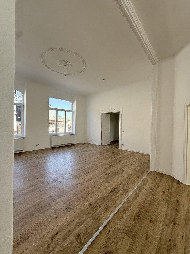 Prenájom bytu 4-izbový 127 m², Am Wasserturm 30, Finsterwalde, Brandenbursko Prenájom bytu 4-izbový 127 m², Am Wasserturm 30, Finsterwalde, Brandenbursko