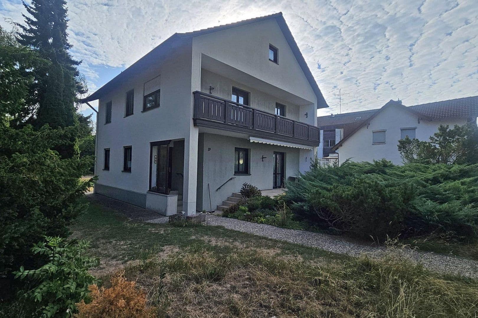 Predaj domu 110 m², pozemok 1.084 m², Olching, Bavorsko Predaj domu 110 m², pozemok 1.084 m², Olching, Bavorsko