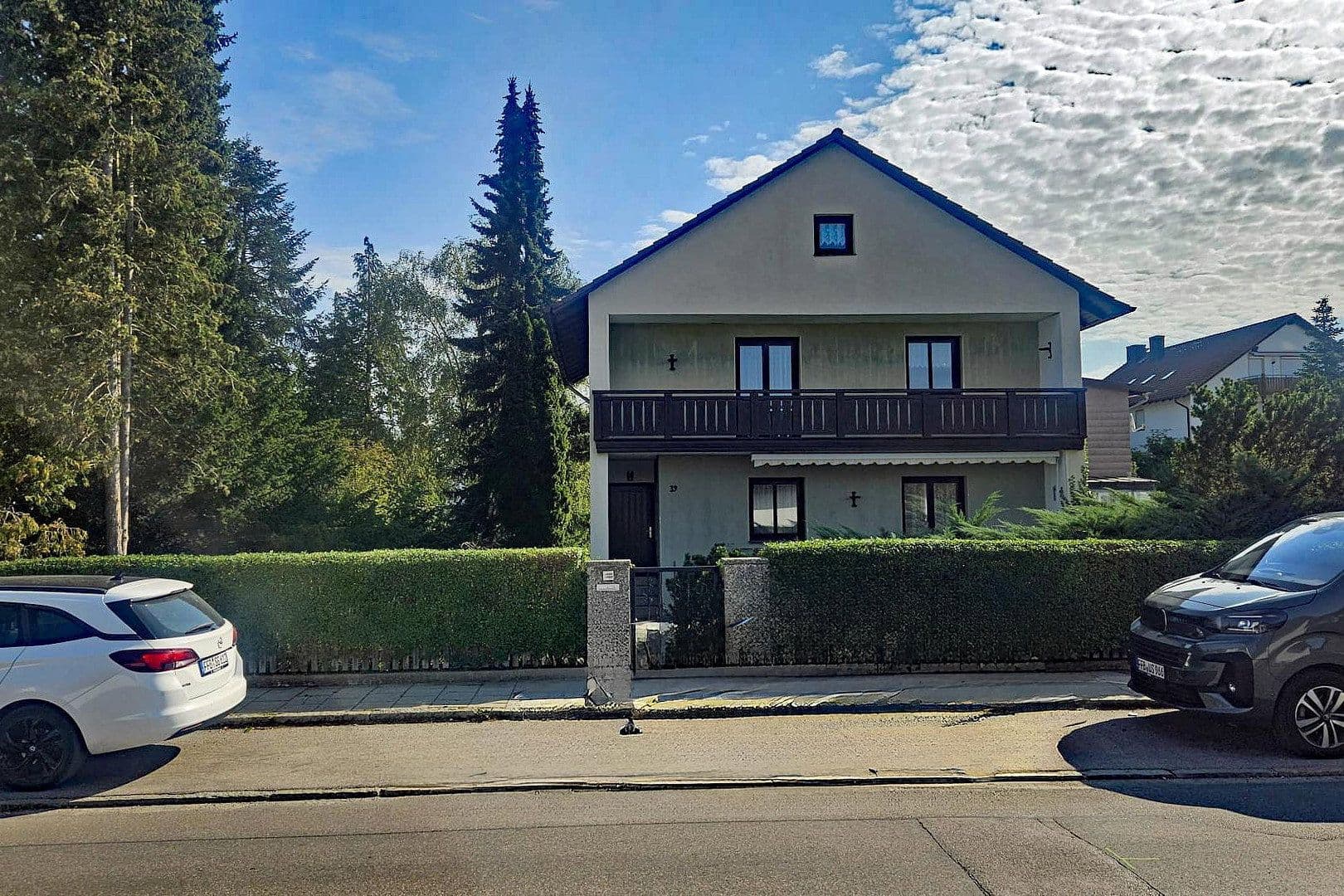 Predaj domu 110 m², pozemok 1.084 m², Olching, Bavorsko Predaj domu 110 m², pozemok 1.084 m², Olching, Bavorsko