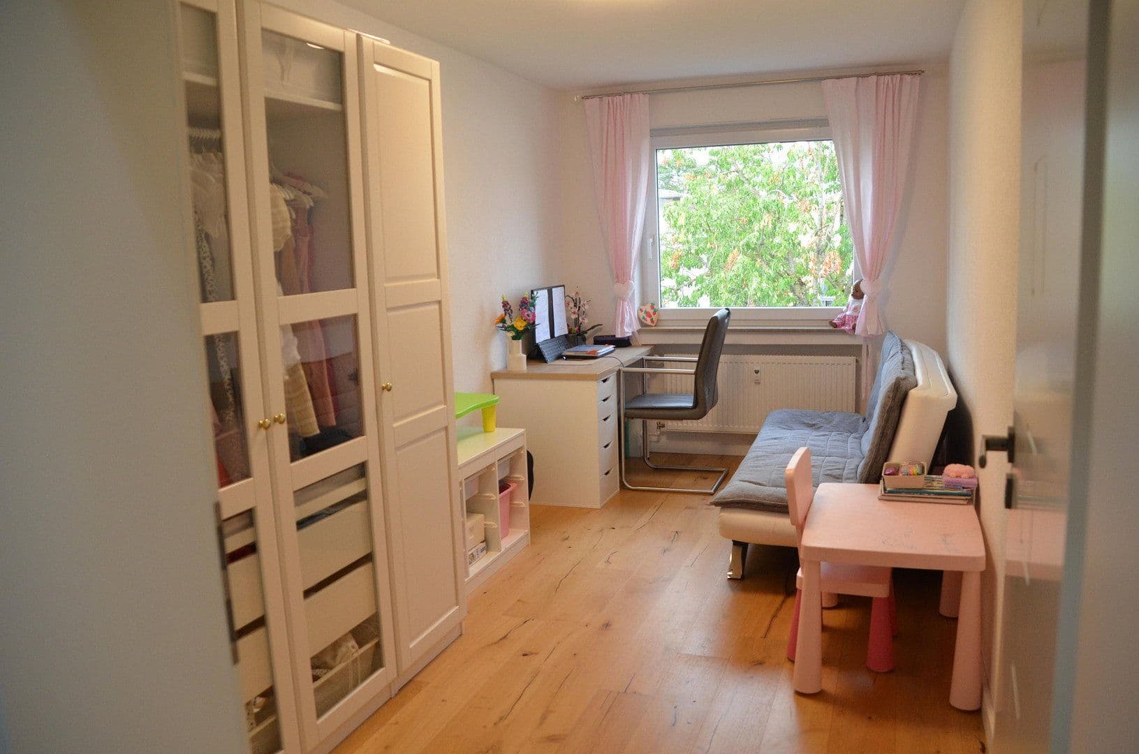 Predaj bytu 4-izbový 95 m², Neu-Ulm, Bavorsko Predaj bytu 4-izbový 95 m², Neu-Ulm, Bavorsko