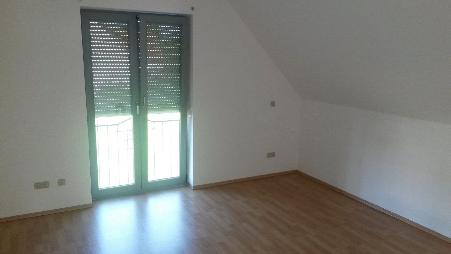 Prenájom domu 115 m², pozemok 950 m², Hirschaid, Bavorsko Prenájom domu 115 m², pozemok 950 m², Hirschaid, Bavorsko
