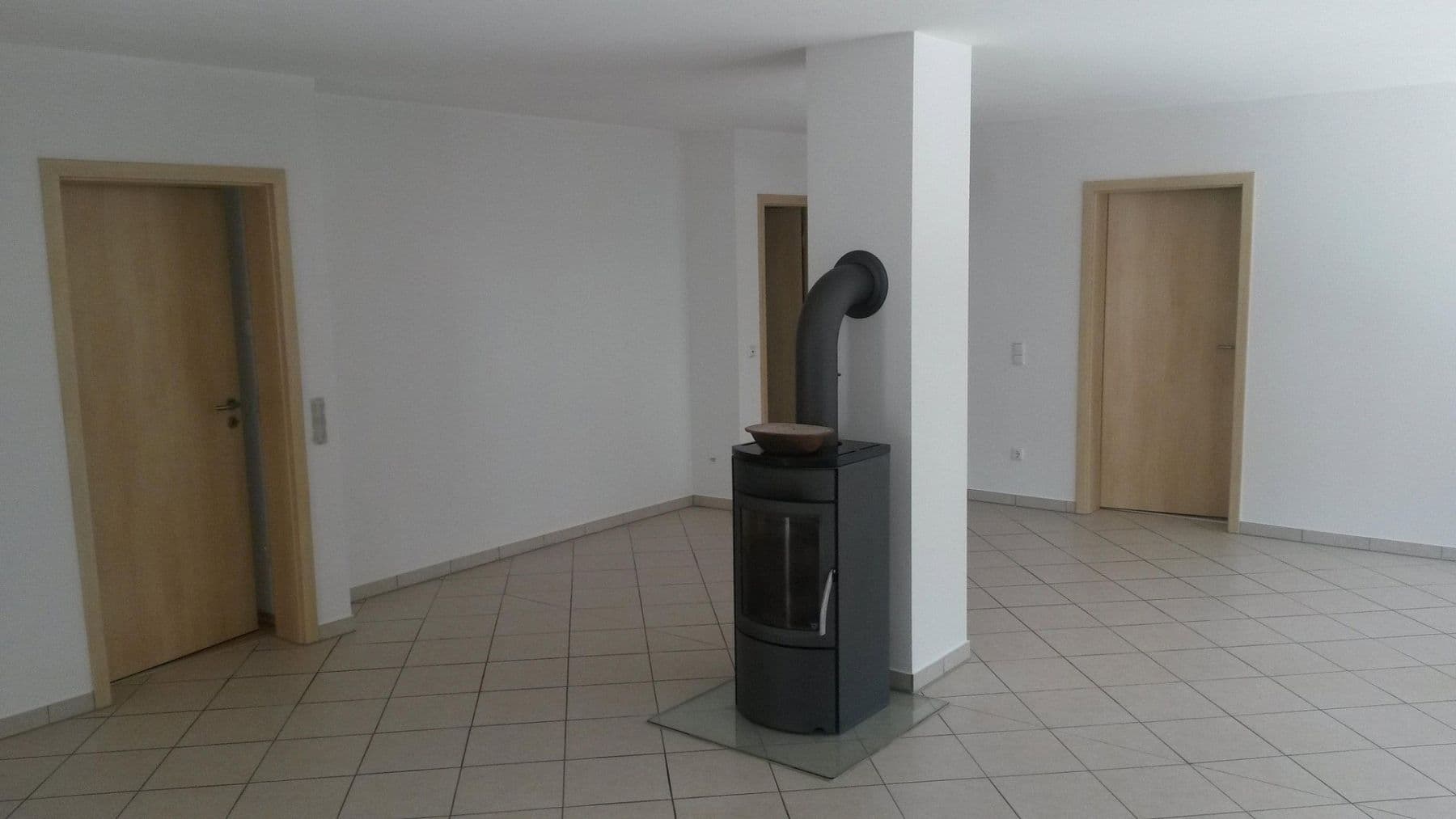 Prenájom domu 115 m², pozemok 950 m², Hirschaid, Bavorsko Prenájom domu 115 m², pozemok 950 m², Hirschaid, Bavorsko