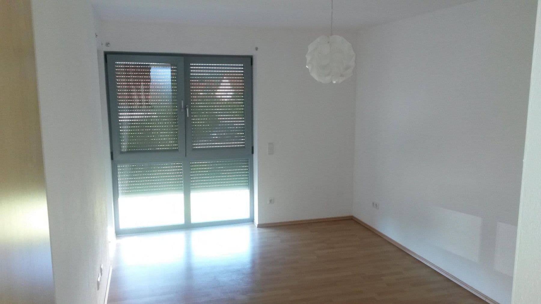 Prenájom domu 115 m², pozemok 950 m², Hirschaid, Bavorsko Prenájom domu 115 m², pozemok 950 m², Hirschaid, Bavorsko