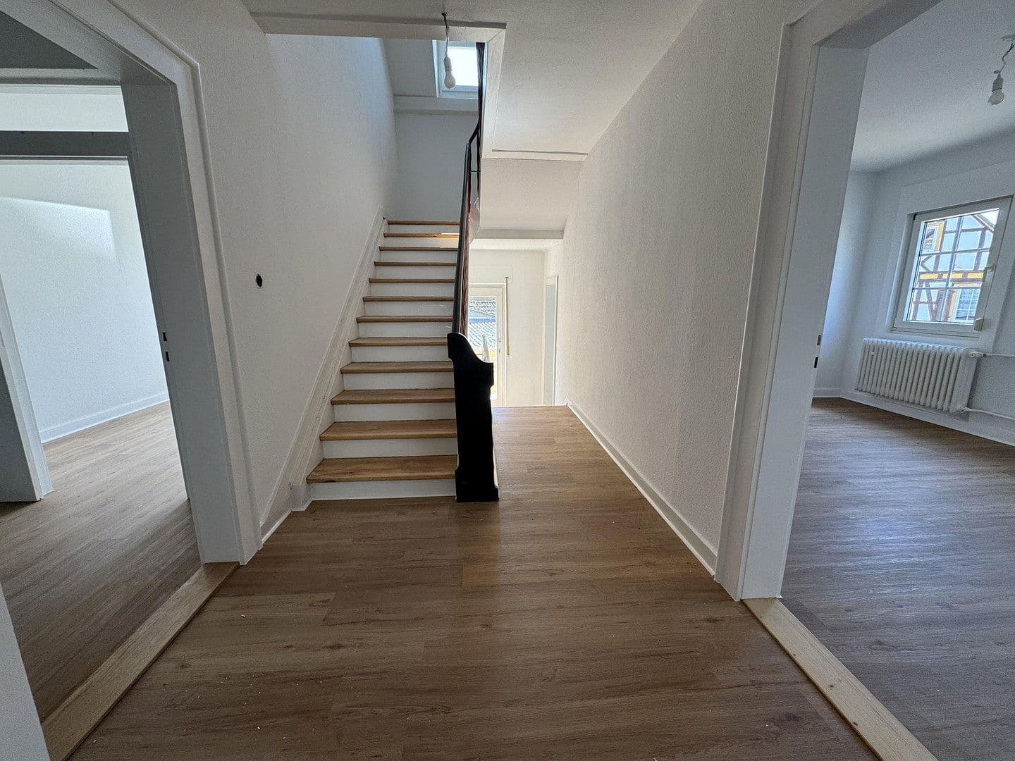 Prenájom domu 200 m², pozemok 324 m², Brensbach, Hesensko Prenájom domu 200 m², pozemok 324 m², Brensbach, Hesensko