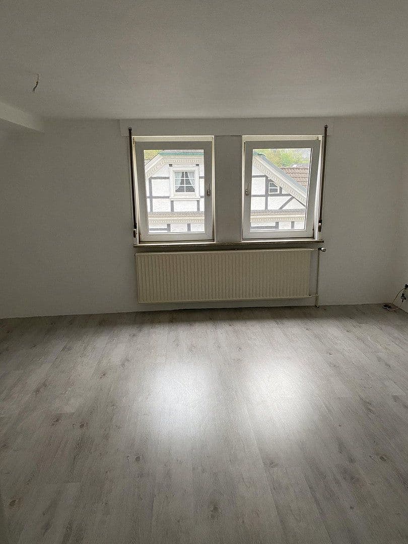 Prenájom bytu 2-izbový 53 m², Friedrichstraße 6, Hückeswagen, Severné Porýnie - Westfálsko Prenájom bytu 2-izbový 53 m², Friedrichstraße 6, Hückeswagen, Severné Porýnie - Westfálsko