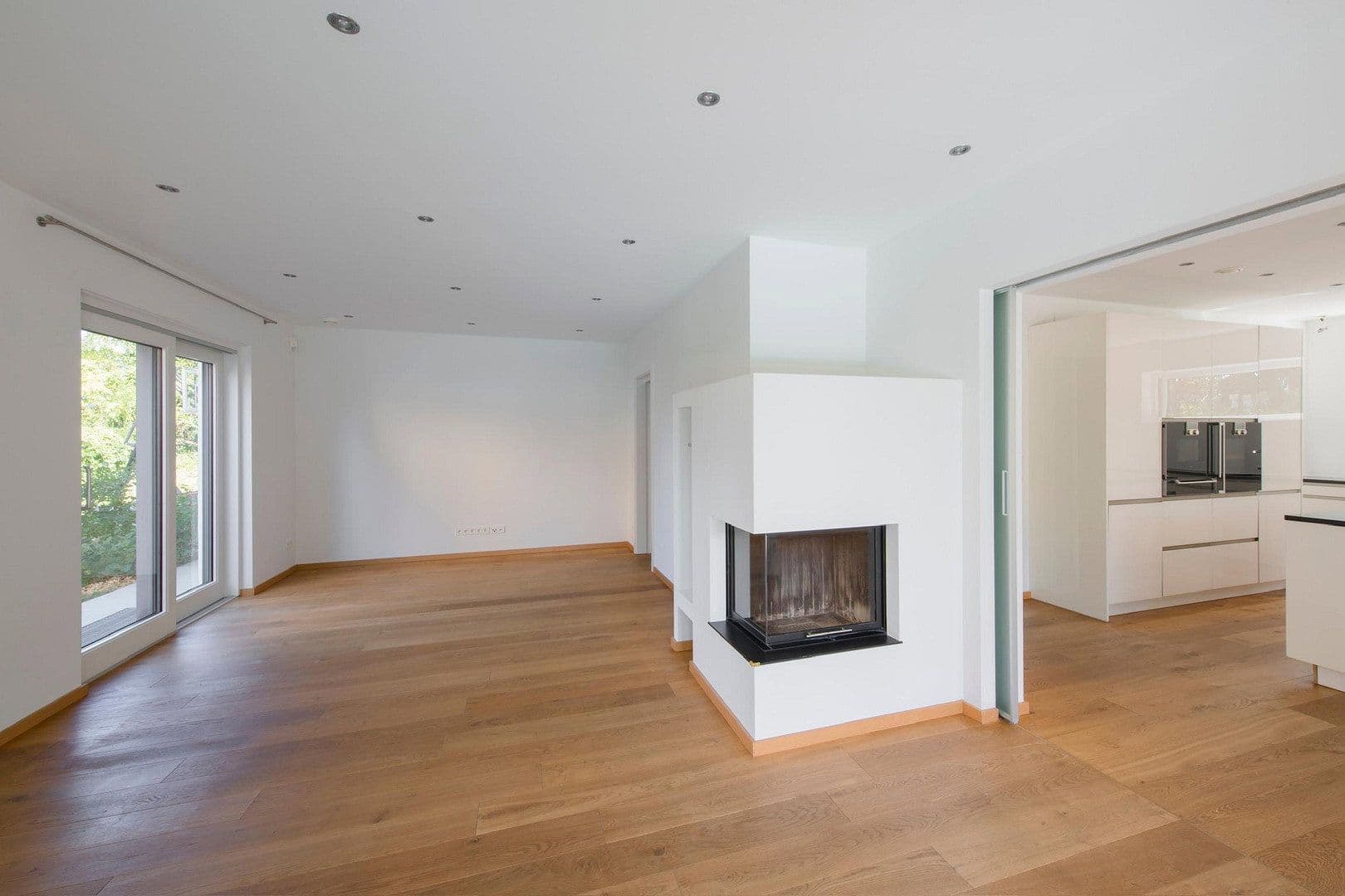 Predaj domu 290 m², pozemok 942 m², Seeshaupt, Bavorsko Predaj domu 290 m², pozemok 942 m², Seeshaupt, Bavorsko