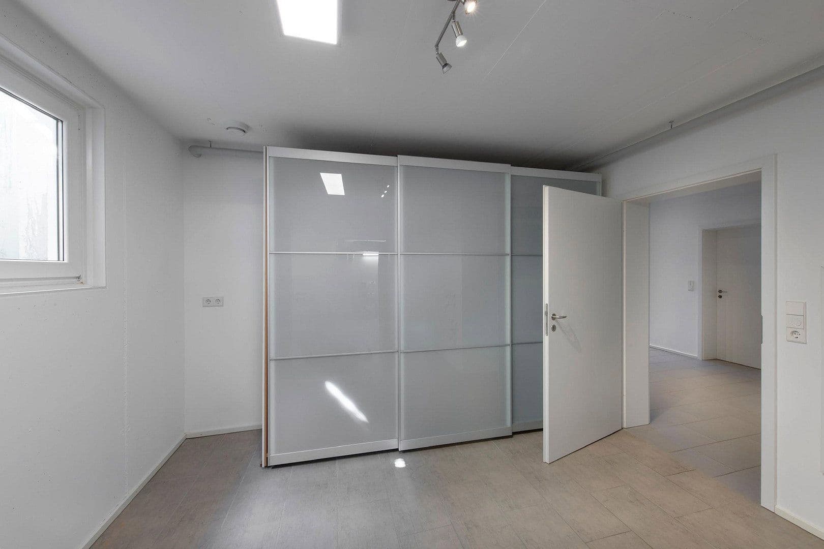 Predaj domu 290 m², pozemok 942 m², Seeshaupt, Bavorsko Predaj domu 290 m², pozemok 942 m², Seeshaupt, Bavorsko