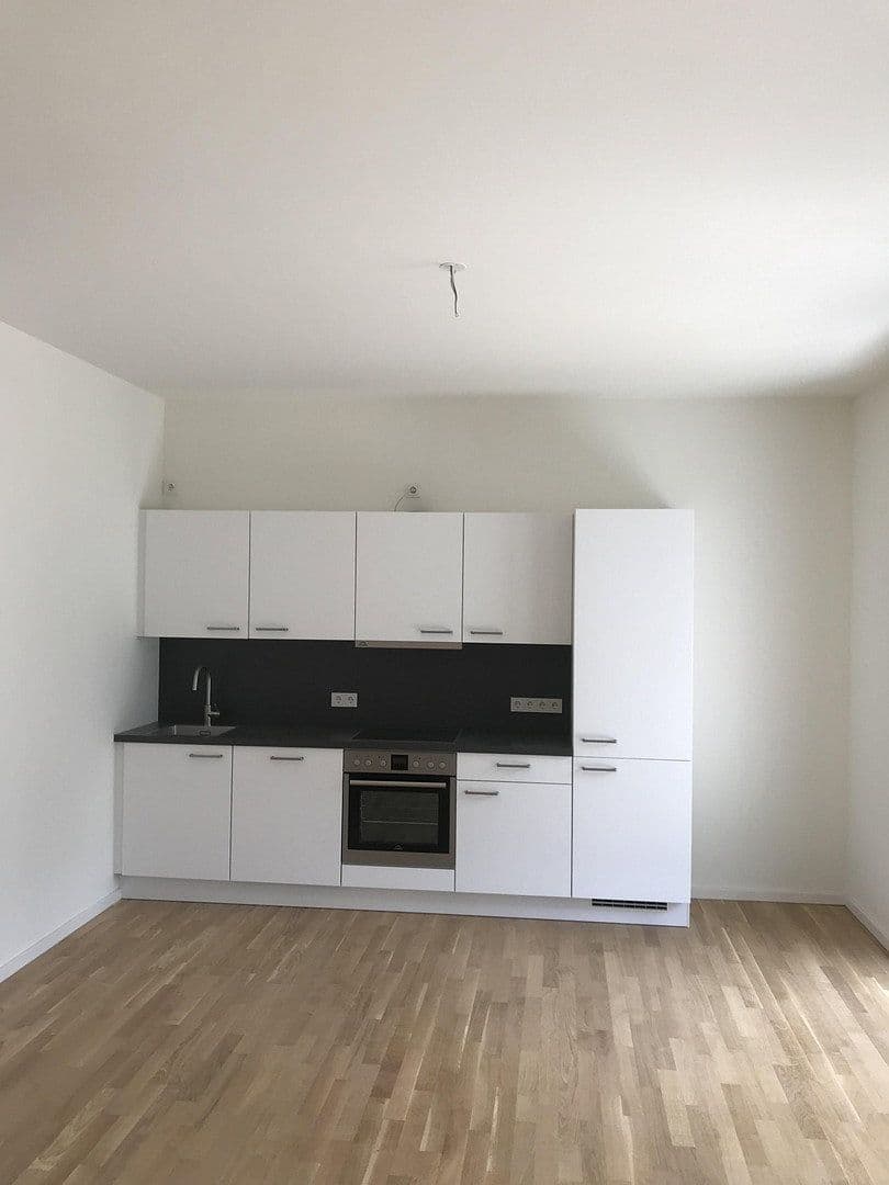 Prenájom bytu 2-izbový 67 m², Hedwig-Porschütz-Straße, Berlin, Berlín Prenájom bytu 2-izbový 67 m², Hedwig-Porschütz-Straße, Berlin, Berlín