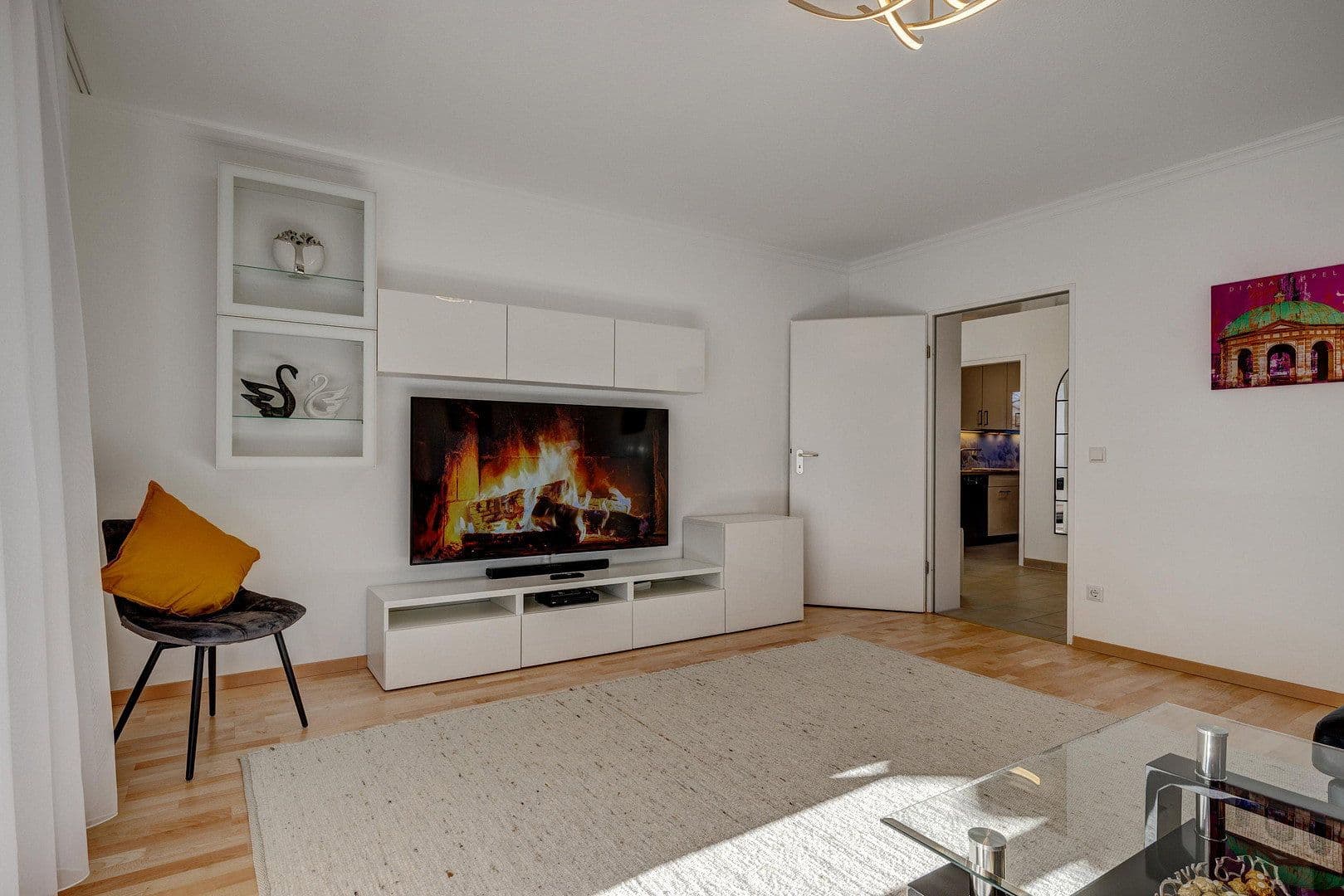 Prenájom bytu 3-izbový 73 m², München, Bavorsko Prenájom bytu 3-izbový 73 m², München, Bavorsko