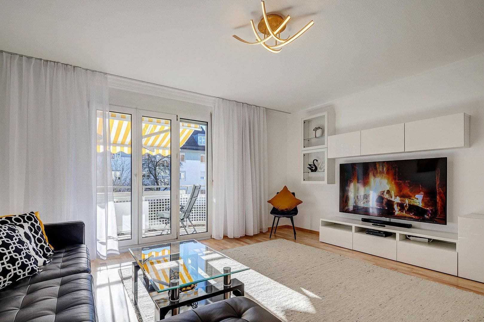 Prenájom bytu 3-izbový 73 m², München, Bavorsko Prenájom bytu 3-izbový 73 m², München, Bavorsko