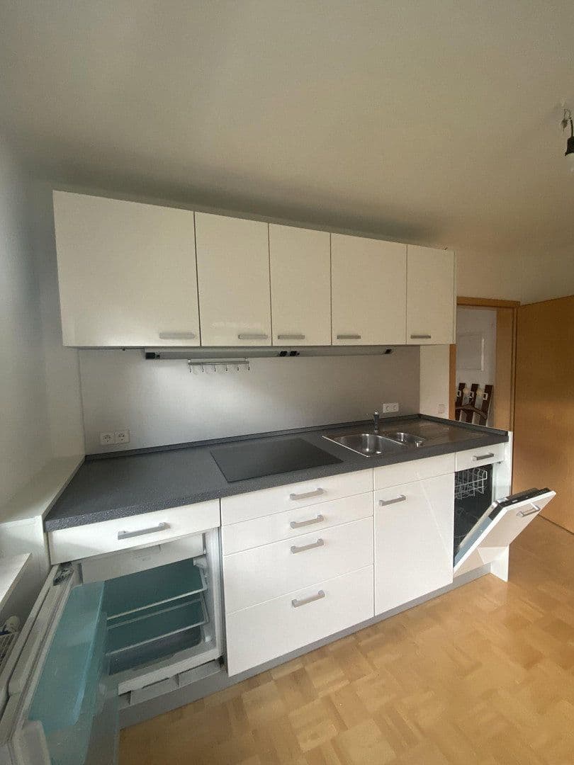 Prenájom domu 180 m², pozemok 700 m², Irsee, Bavorsko Prenájom domu 180 m², pozemok 700 m², Irsee, Bavorsko