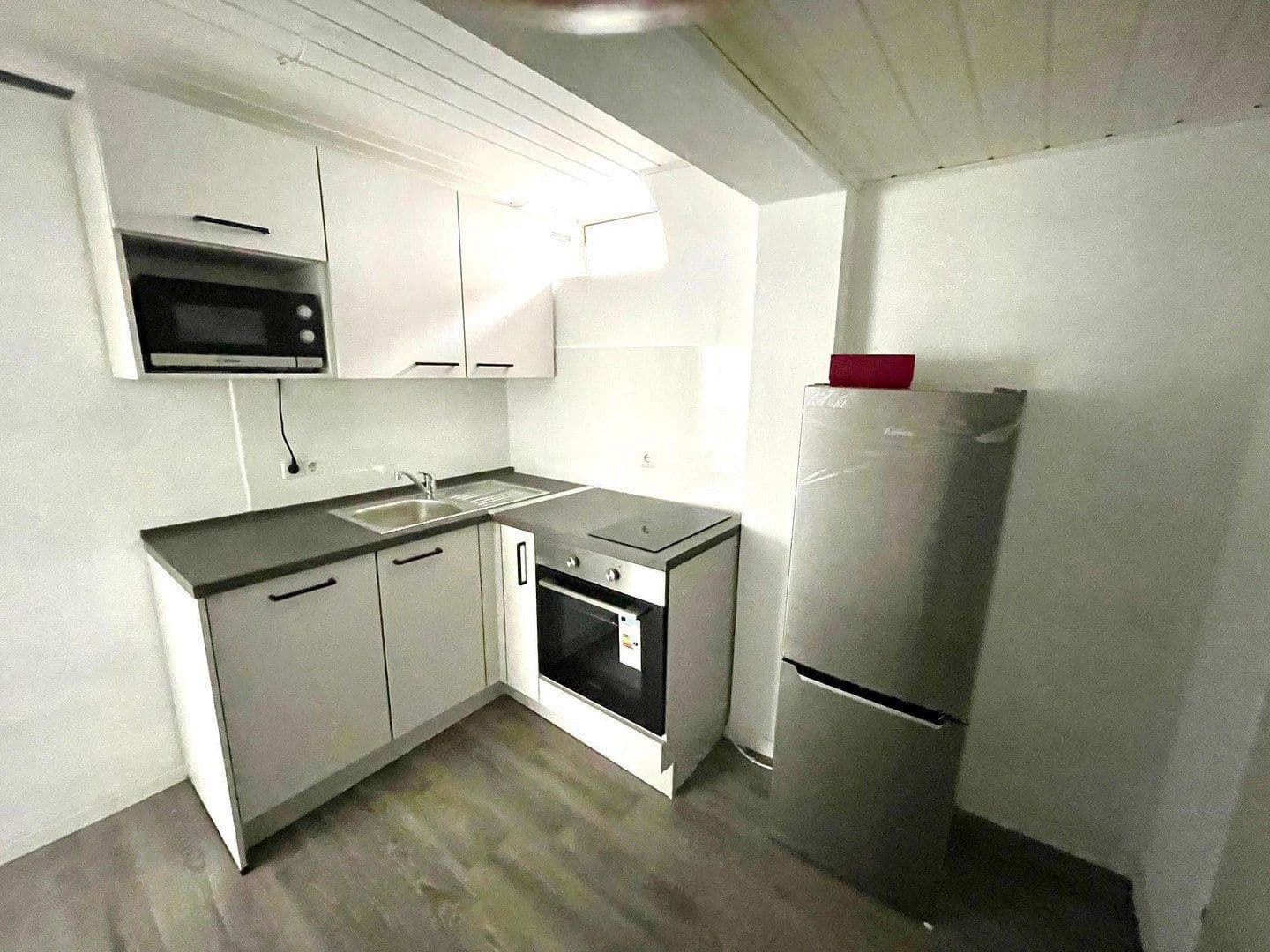 Prenájom bytu 3-izbový 70 m², Hauptstraße 8, Eppertshausen, Hesensko Prenájom bytu 3-izbový 70 m², Hauptstraße 8, Eppertshausen, Hesensko