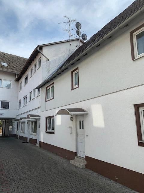 Prenájom bytu 3-izbový 70 m², Hauptstraße 8, Eppertshausen, Hesensko Prenájom bytu 3-izbový 70 m², Hauptstraße 8, Eppertshausen, Hesensko