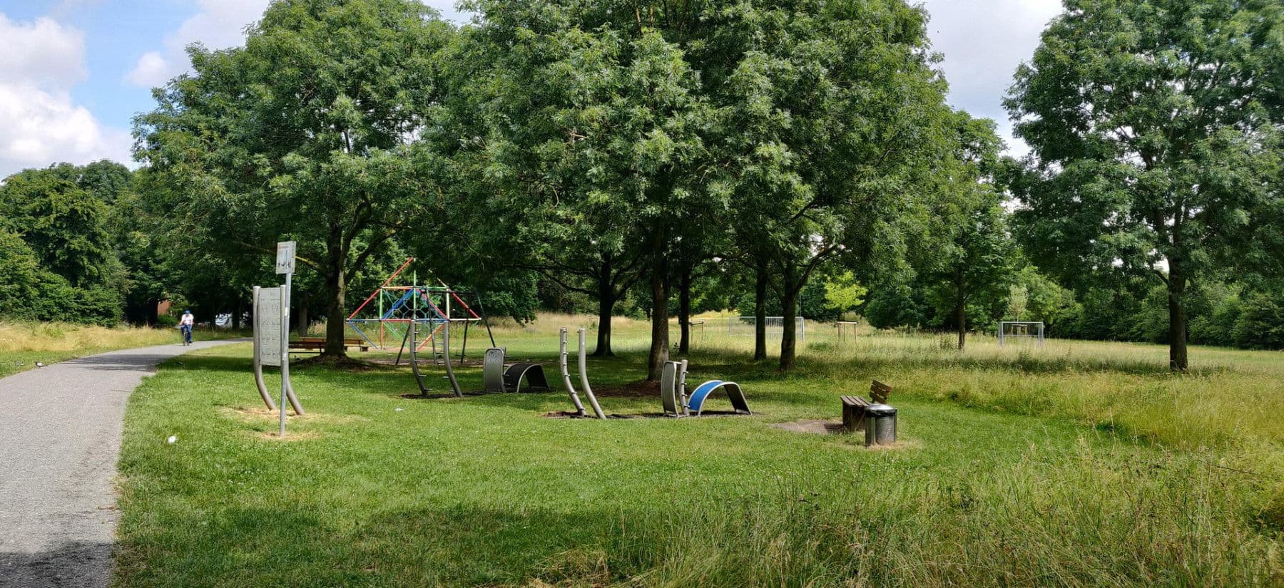 Predaj bytu 4-izbový 125 m², Wegsfeld 42, Hannover, Dolné Sasko Predaj bytu 4-izbový 125 m², Wegsfeld 42, Hannover, Dolné Sasko