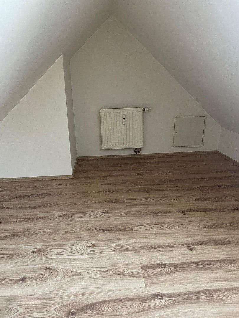 Prenájom bytu 2-izbový 50 m², Am Wald 124, Düsseldorf, Severné Porýnie - Westfálsko Prenájom bytu 2-izbový 50 m², Am Wald 124, Düsseldorf, Severné Porýnie - Westfálsko