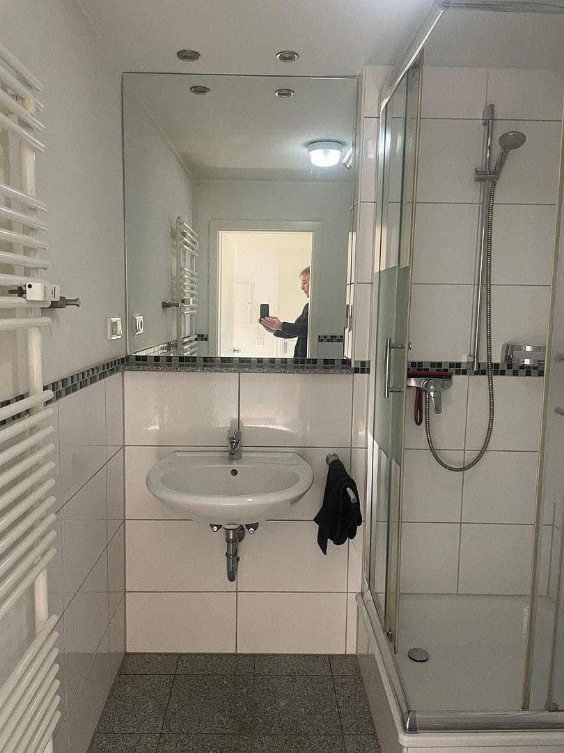 Prenájom bytu 2-izbový 50 m², Am Wald 124, Düsseldorf, Severné Porýnie - Westfálsko Prenájom bytu 2-izbový 50 m², Am Wald 124, Düsseldorf, Severné Porýnie - Westfálsko