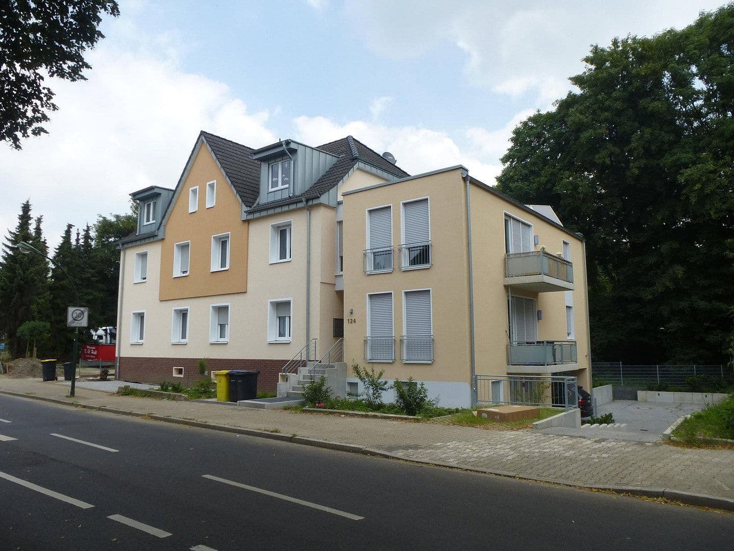 Prenájom bytu 2-izbový 50 m², Am Wald 124, Düsseldorf, Severné Porýnie - Westfálsko Prenájom bytu 2-izbový 50 m², Am Wald 124, Düsseldorf, Severné Porýnie - Westfálsko