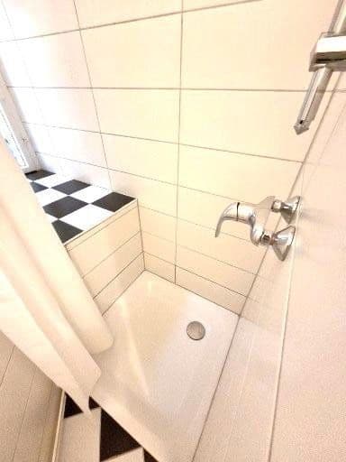 Predaj bytu 2-izbový 52 m², Berlin, Berlín Predaj bytu 2-izbový 52 m², Berlin, Berlín
