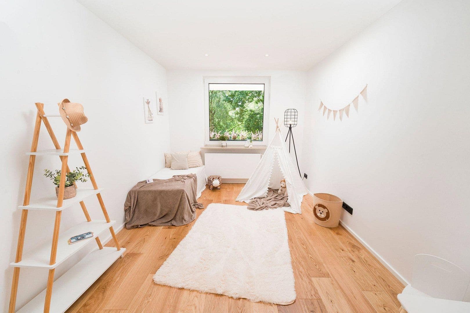 Predaj bytu 3-izbový 71 m², Hannover, Dolné Sasko Predaj bytu 3-izbový 71 m², Hannover, Dolné Sasko