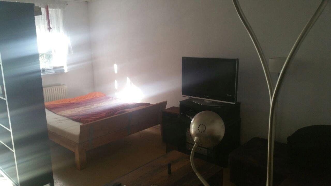 Prenájom bytu 2-izbový 116 m², Berlin, Berlín Prenájom bytu 2-izbový 116 m², Berlin, Berlín