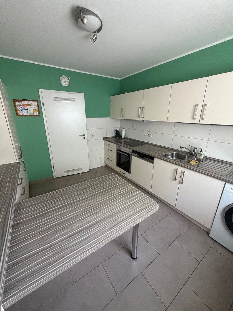 Predaj bytu 2-izbový 54 m², Rüsselsheim am Main, Hesensko Predaj bytu 2-izbový 54 m², Rüsselsheim am Main, Hesensko