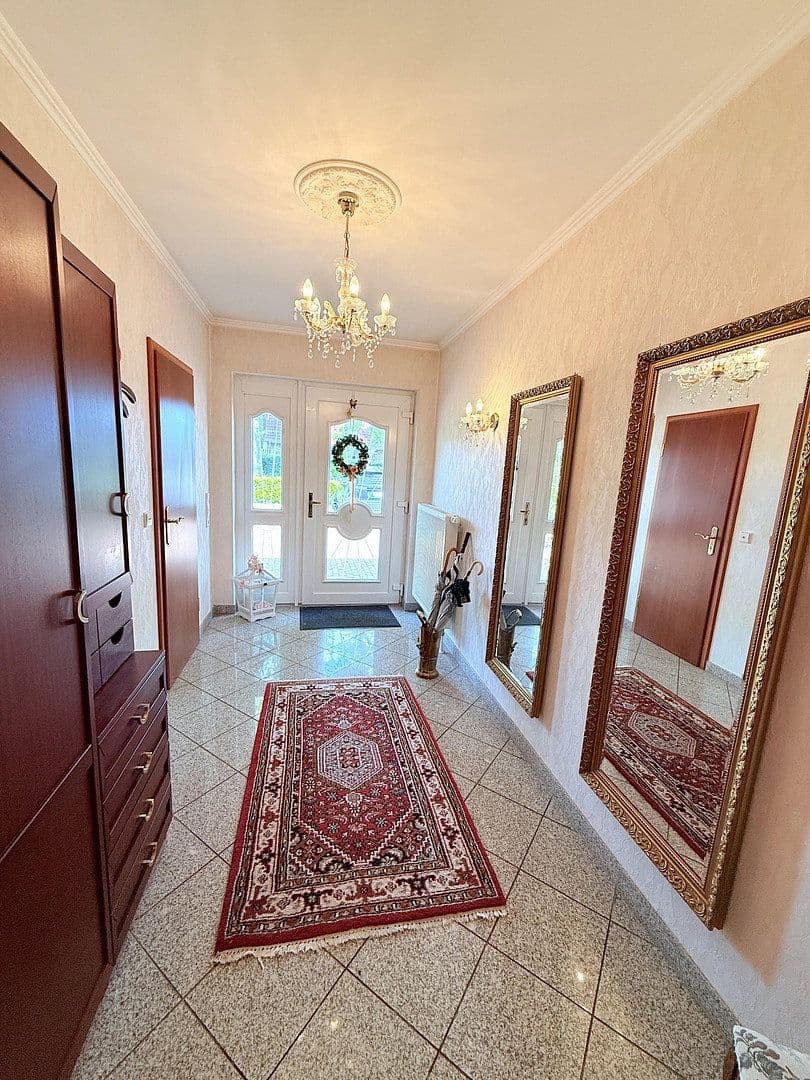 Predaj domu 324 m², pozemok 1.792 m², Syke, Dolné Sasko Predaj domu 324 m², pozemok 1.792 m², Syke, Dolné Sasko