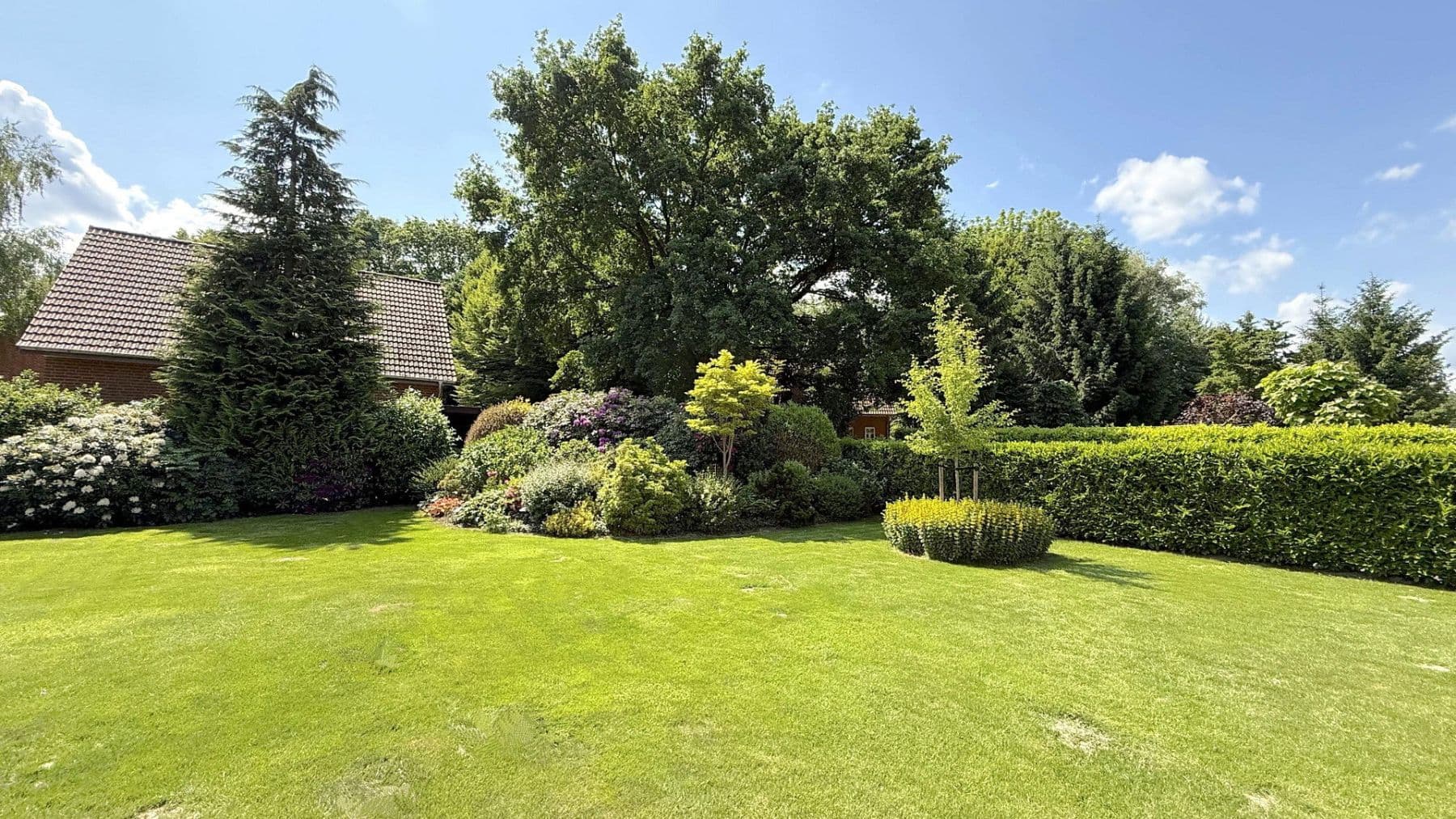 Predaj domu 324 m², pozemok 1.792 m², Syke, Dolné Sasko Predaj domu 324 m², pozemok 1.792 m², Syke, Dolné Sasko