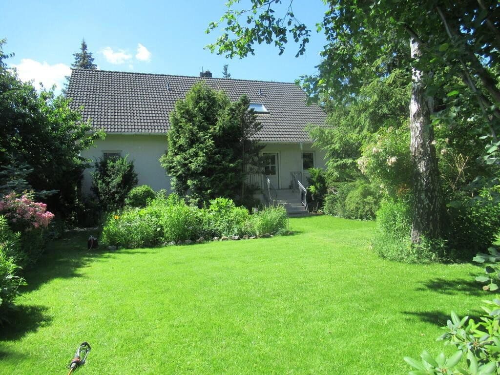 Predaj domu 190 m², pozemok 1.300 m², Berlin, Berlín Predaj domu 190 m², pozemok 1.300 m², Berlin, Berlín