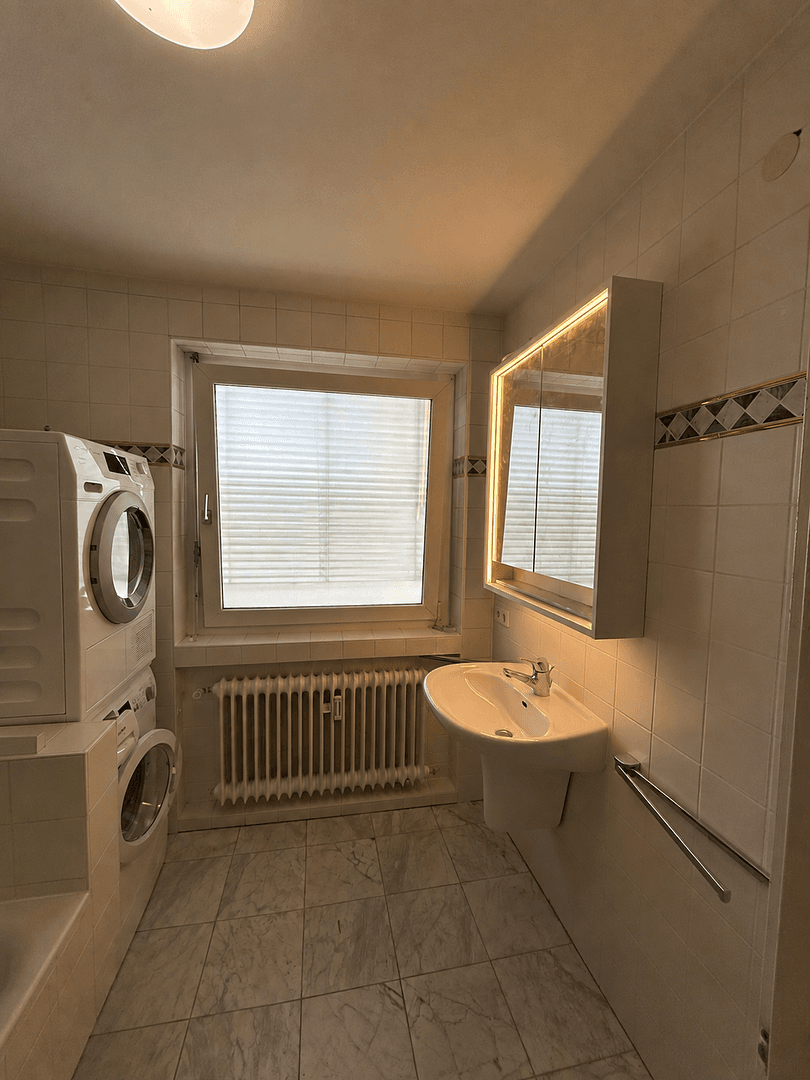 Prenájom bytu 3-izbový 89 m², Kästnerstr. 4, Bietigheim-Bissingen, Bádensko-Wurttembersko Prenájom bytu 3-izbový 89 m², Kästnerstr. 4, Bietigheim-Bissingen, Bádensko-Wurttembersko