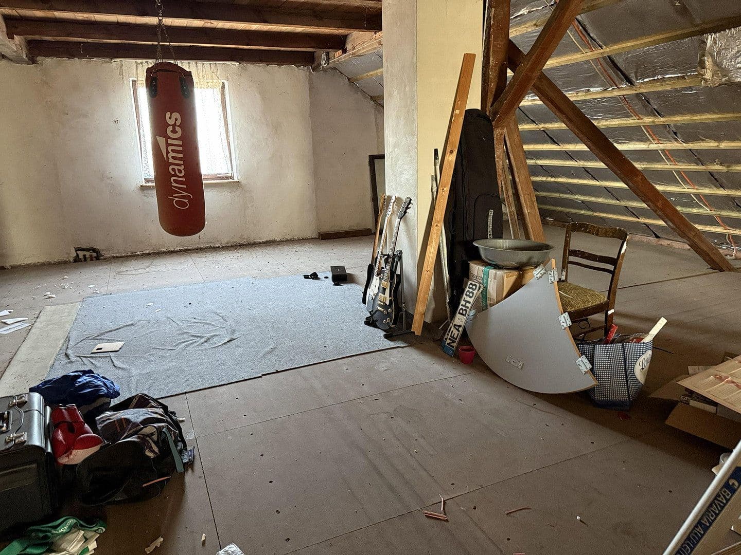 Predaj domu 228 m², pozemok 1.007 m², Uehlfeld, Bavorsko Predaj domu 228 m², pozemok 1.007 m², Uehlfeld, Bavorsko