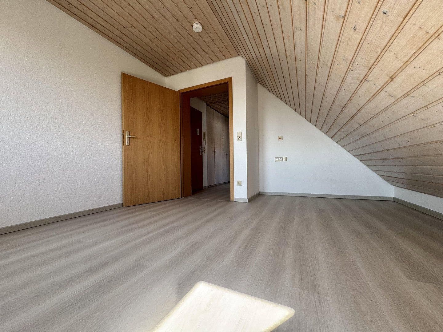 Predaj bytu 1-izbový 48 m², Birkenfeldstraße 5, Bad Wimpfen, Bádensko-Wurttembersko Predaj bytu 1-izbový 48 m², Birkenfeldstraße 5, Bad Wimpfen, Bádensko-Wurttembersko