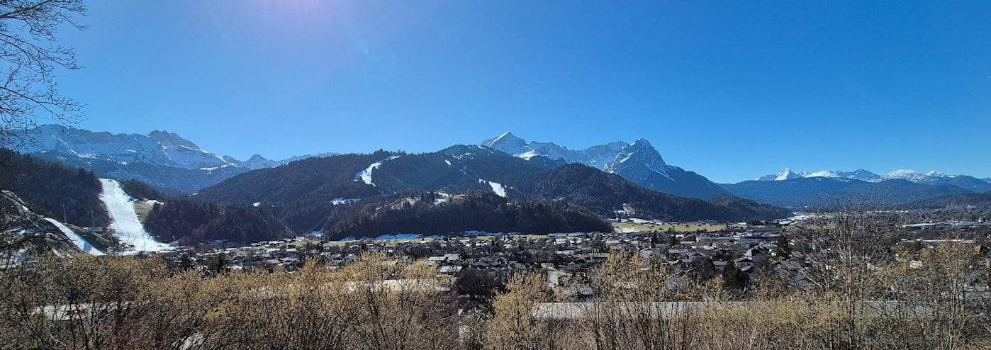 Predaj domu 129 m², pozemok 660 m², Garmisch-Partenkirchen, Bavorsko Predaj domu 129 m², pozemok 660 m², Garmisch-Partenkirchen, Bavorsko