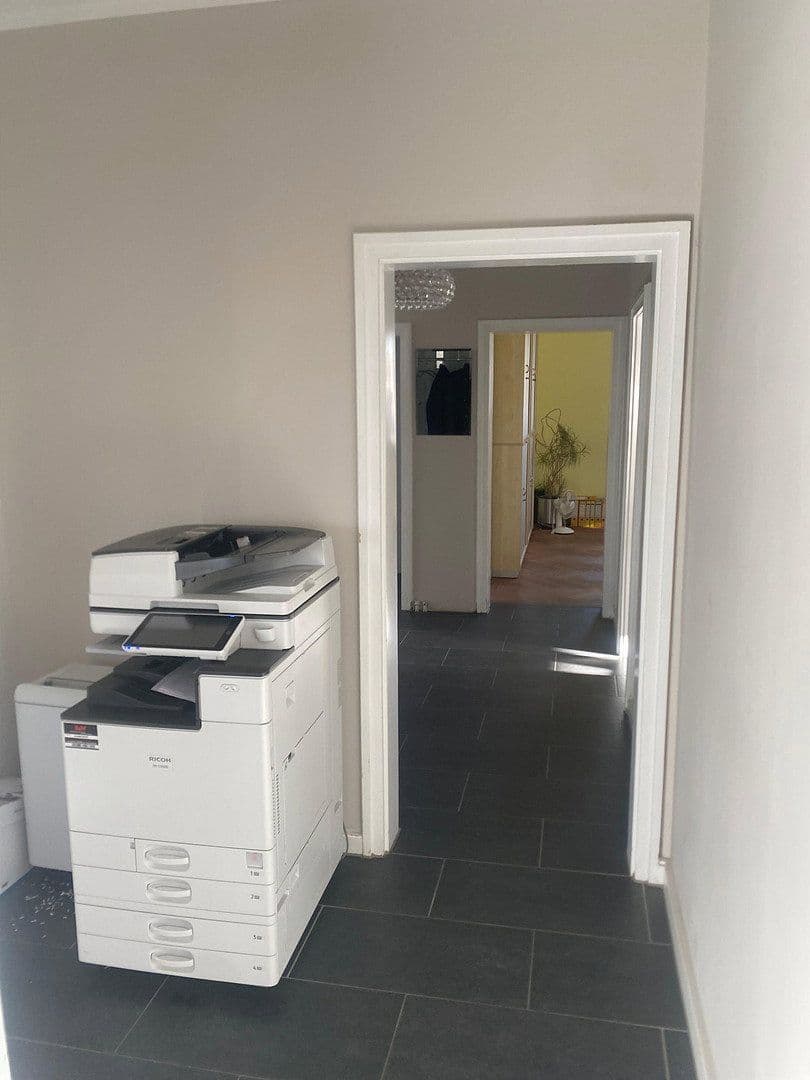 Prenájom kancelárie 120 m², Fritz-Bauer-Straße, Darmstadt, Hesensko Prenájom kancelárie 120 m², Fritz-Bauer-Straße, Darmstadt, Hesensko