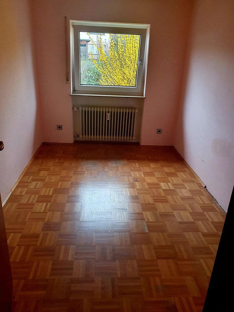 Predaj domu 197 m², pozemok 1.220 m², Buchen (Odenwald), Bádensko-Wurttembersko Predaj domu 197 m², pozemok 1.220 m², Buchen (Odenwald), Bádensko-Wurttembersko