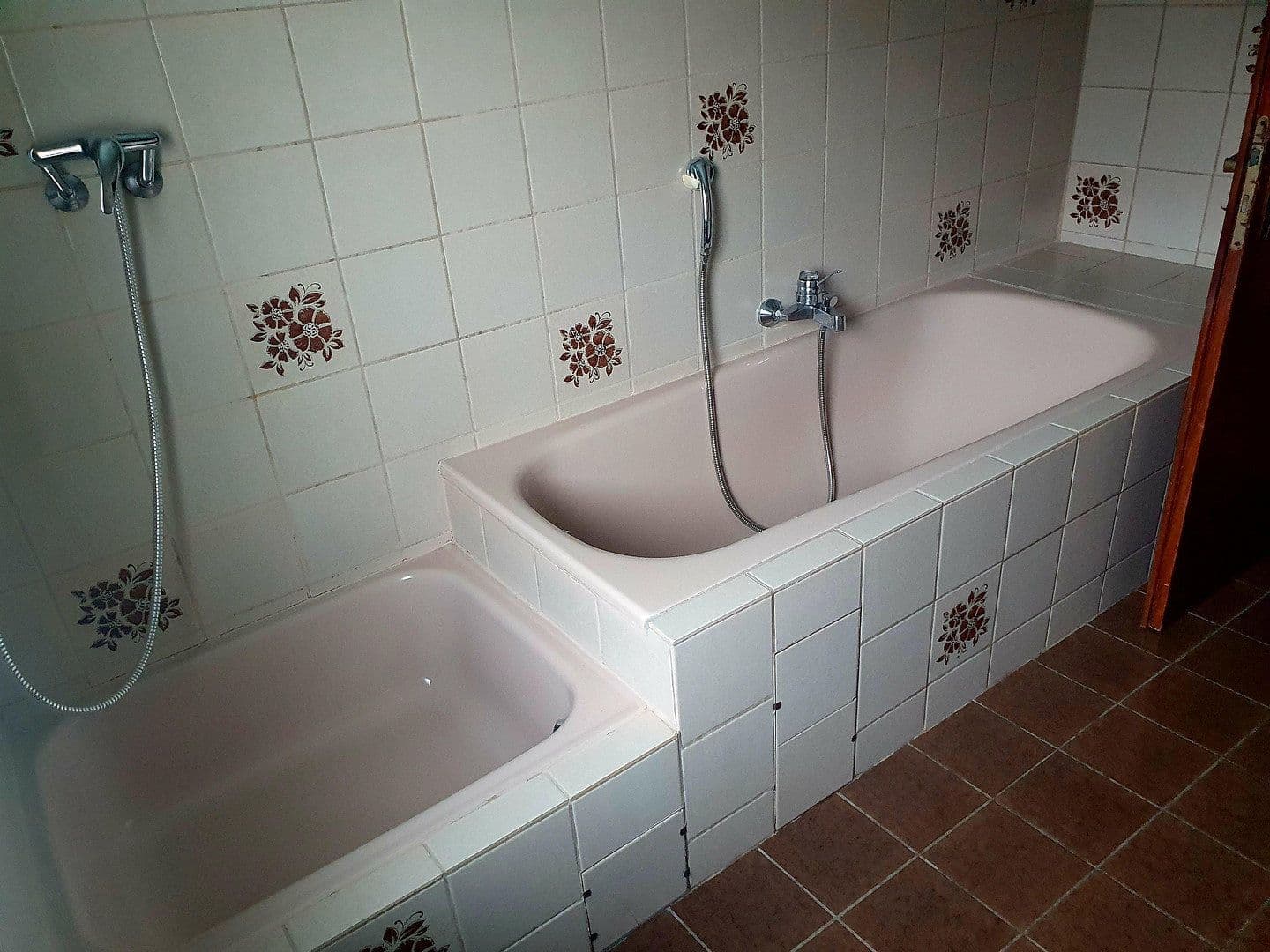 Predaj domu 197 m², pozemok 1.220 m², Buchen (Odenwald), Bádensko-Wurttembersko Predaj domu 197 m², pozemok 1.220 m², Buchen (Odenwald), Bádensko-Wurttembersko