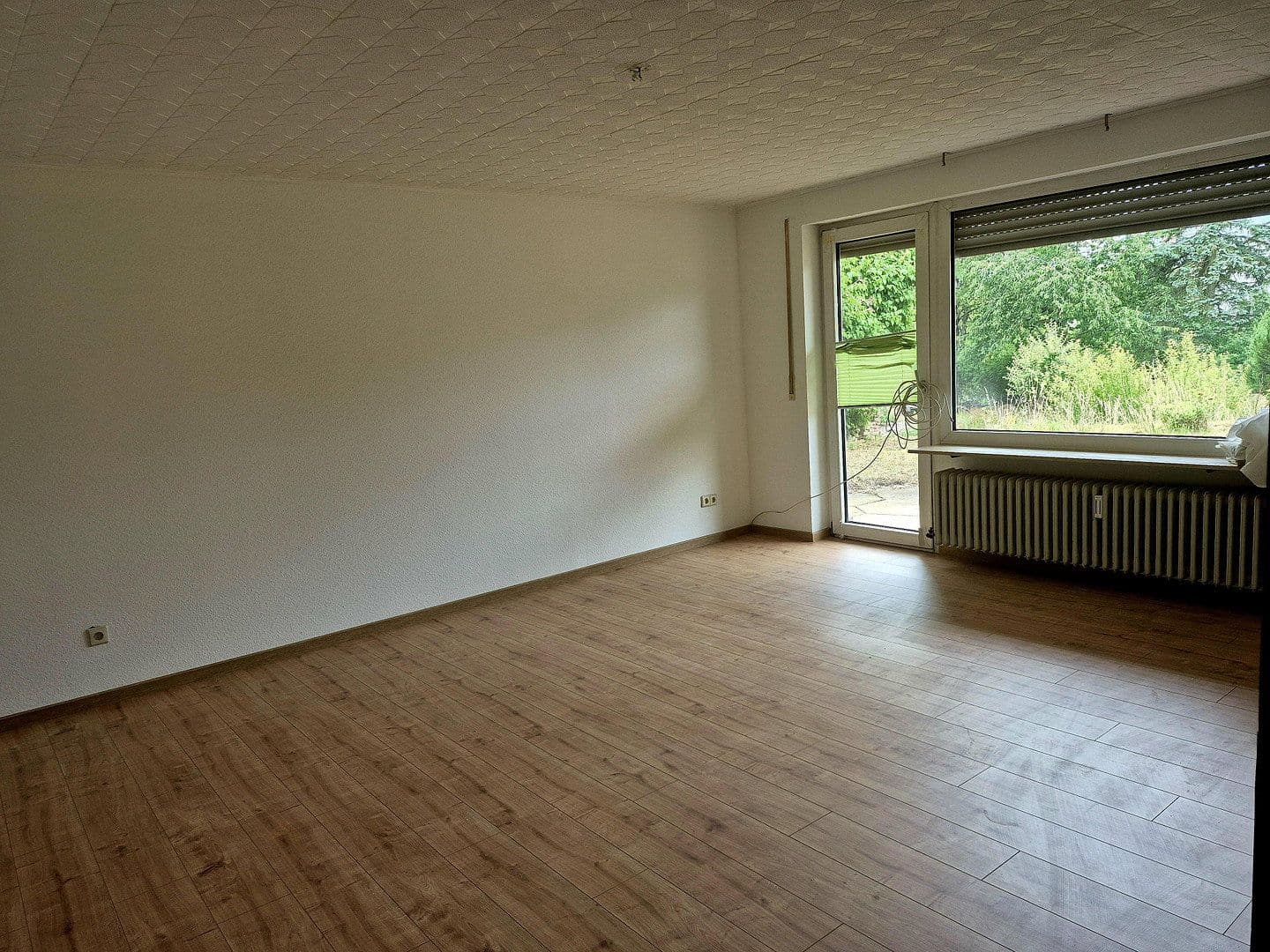 Predaj domu 197 m², pozemok 1.220 m², Buchen (Odenwald), Bádensko-Wurttembersko Predaj domu 197 m², pozemok 1.220 m², Buchen (Odenwald), Bádensko-Wurttembersko