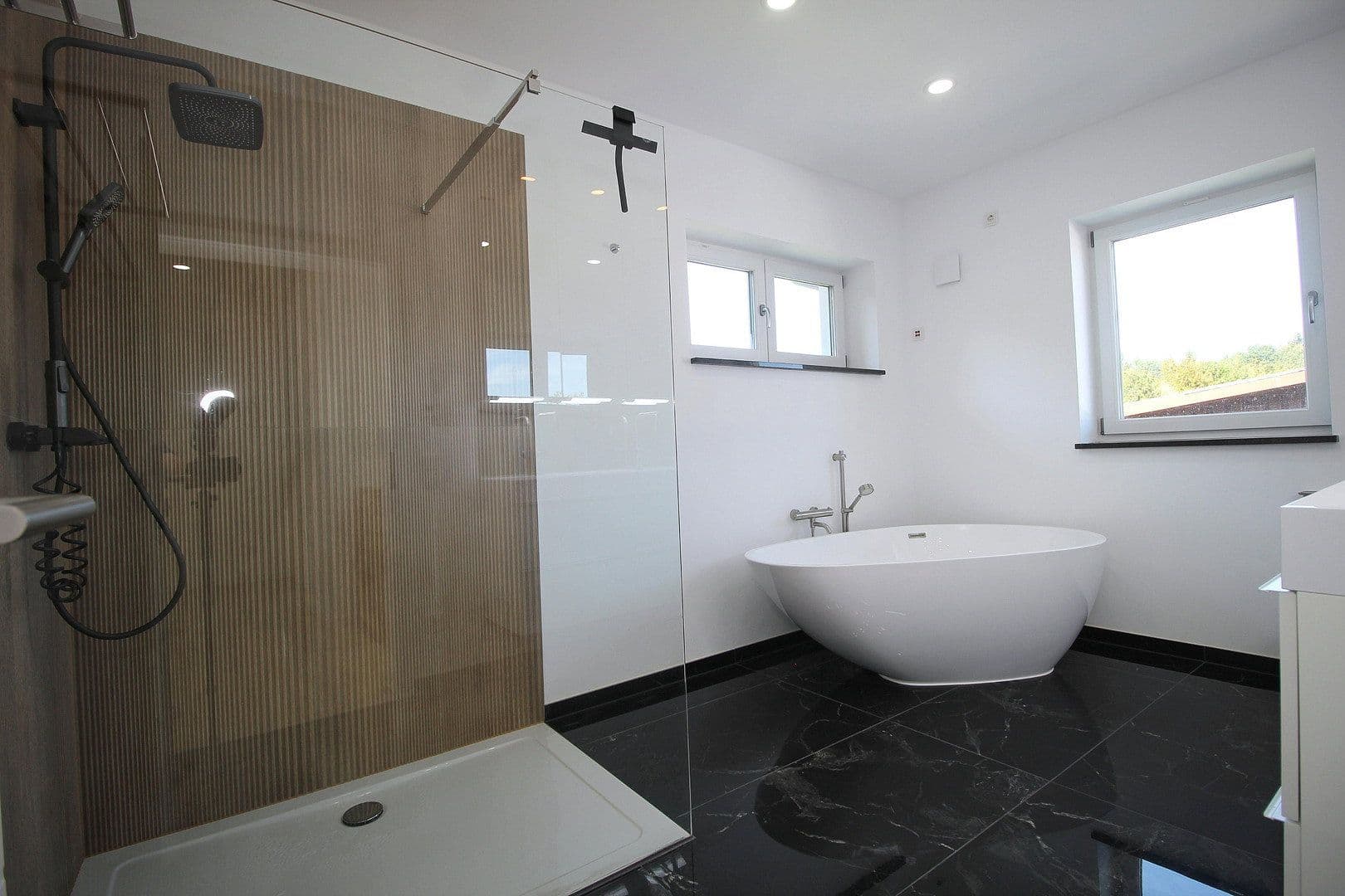Predaj domu 156 m², pozemok 2.146 m², Außernzell, Bavorsko Predaj domu 156 m², pozemok 2.146 m², Außernzell, Bavorsko