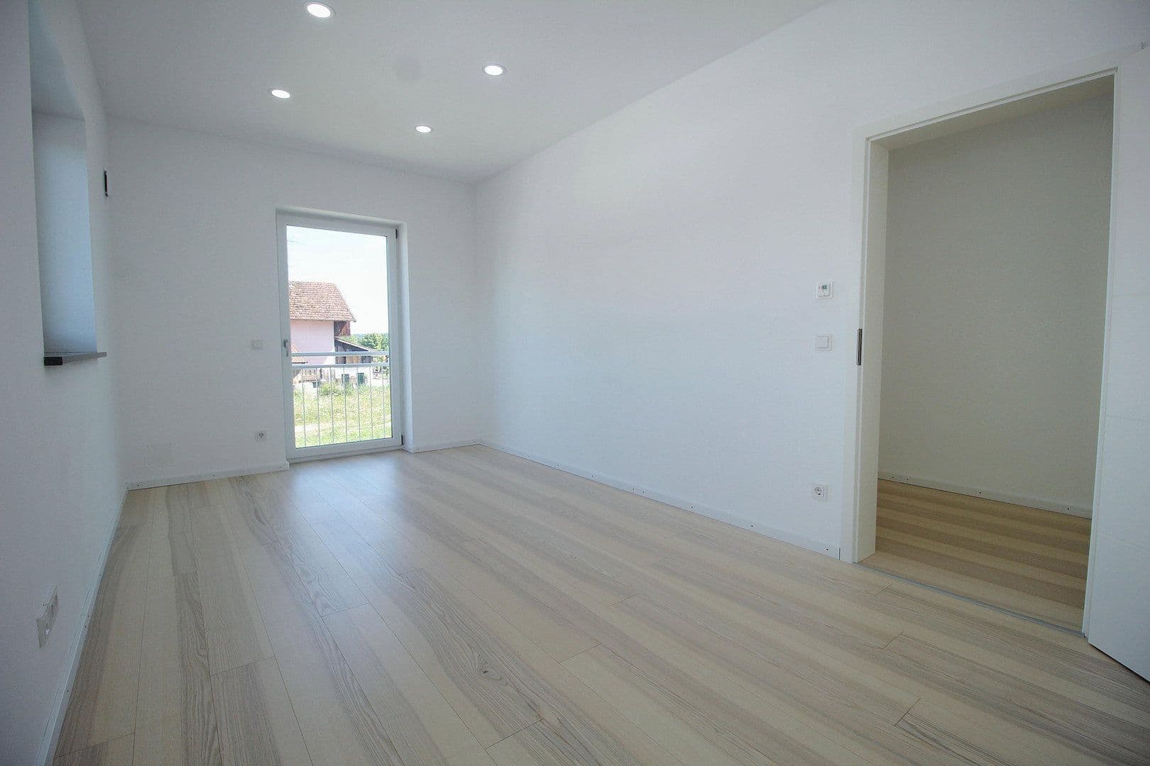 Predaj domu 156 m², pozemok 2.146 m², Außernzell, Bavorsko Predaj domu 156 m², pozemok 2.146 m², Außernzell, Bavorsko